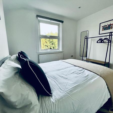 Neils Place Hosted By Airoperate Londra Esterno foto