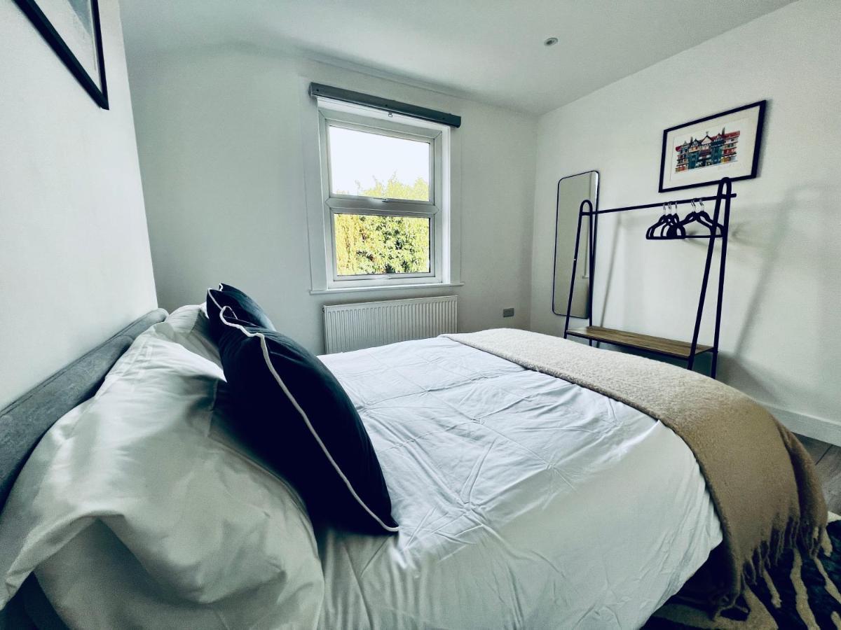 Neils Place Hosted By Airoperate Londra Esterno foto